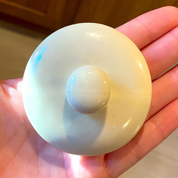 Vintage McCoy Sugar Bowl, Beige with Brown Stripes. - Picture 4 of 5